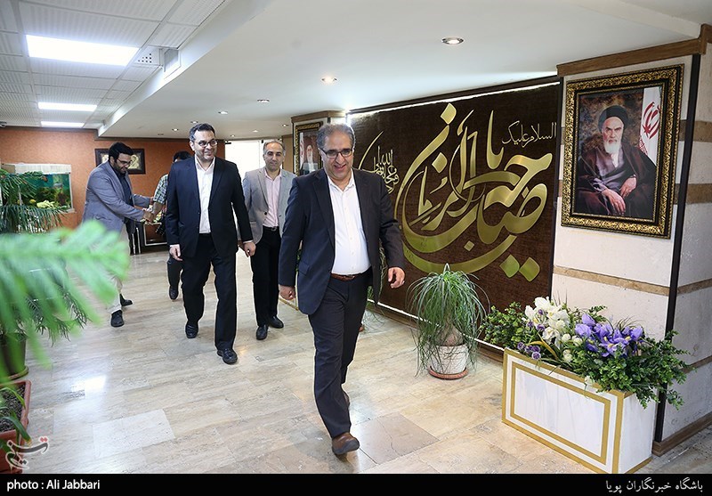 دیدار امیر مسعود شهرام نیا مدیرعامل موسسه نمایشگاه های فرهنگی وزارت ارشاد با خبرنگاران تسنیم به مناسبت روز خبرنگار