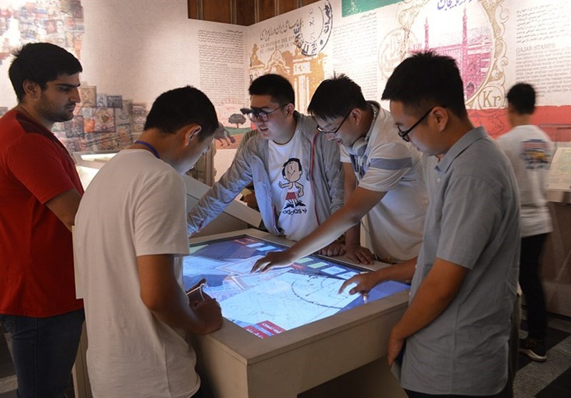 بازدید دانشجویان خارجی از موزه ملک