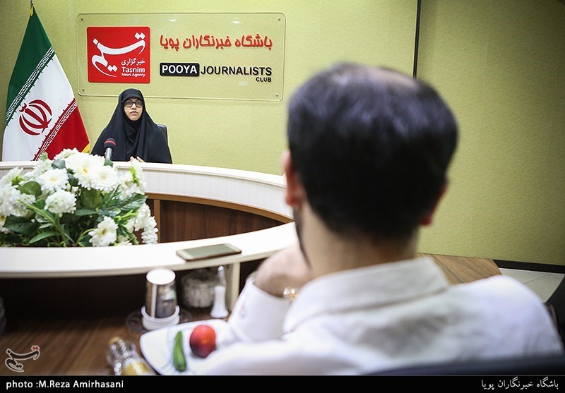 خطیب زاده مدیرفضای مجازی سازمان بسیج جامعه زنان کشور