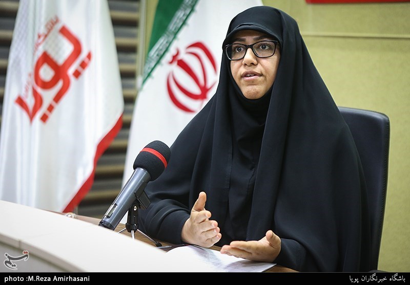 خطیب زاده مدیرفضای مجازی سازمان بسیج جامعه زنان کشور