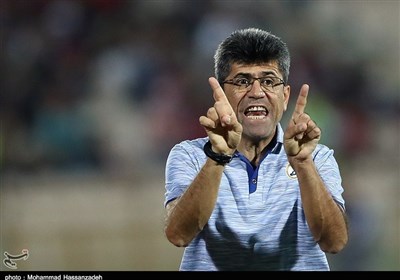 مکوندی: تا پیکان در لیگ نماند، از نتایج راضی نیستیم/ ما با تفکر پیروزی وارد زمین شده بودیم