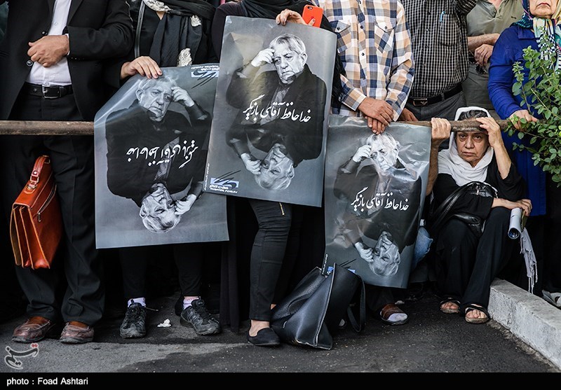 مراسم تشییع پیکر عزت الله انتظامی - تالار وحدت