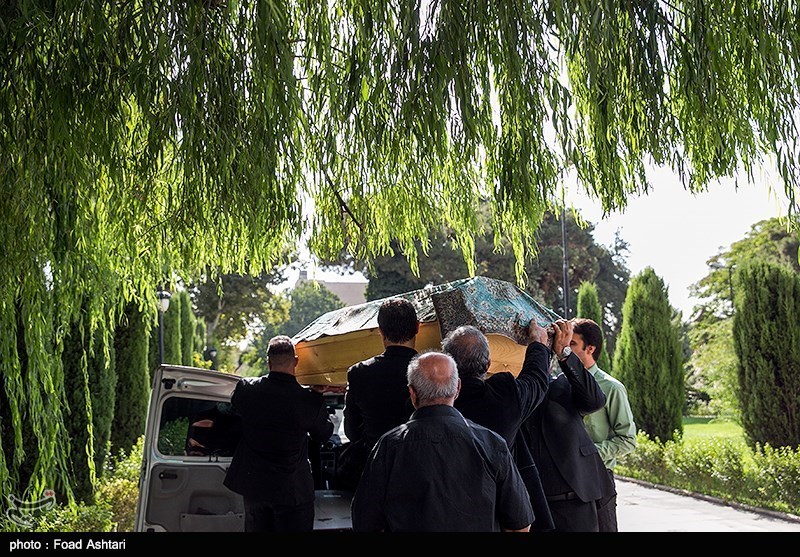 مراسم تشییع پیکر عزت الله انتظامی - تالار وحدت