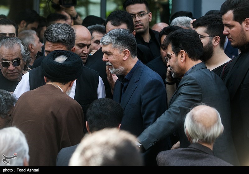 مراسم تشییع پیکر عزت الله انتظامی - تالار وحدت