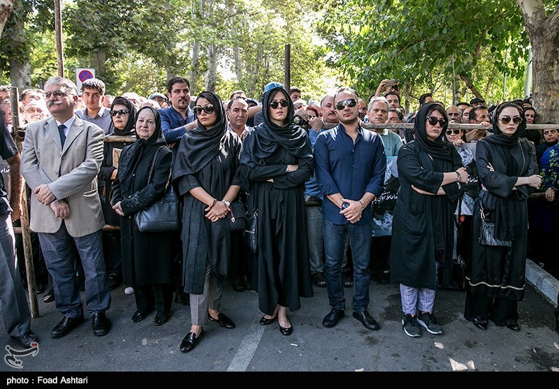 مراسم تشییع پیکر عزت الله انتظامی - تالار وحدت