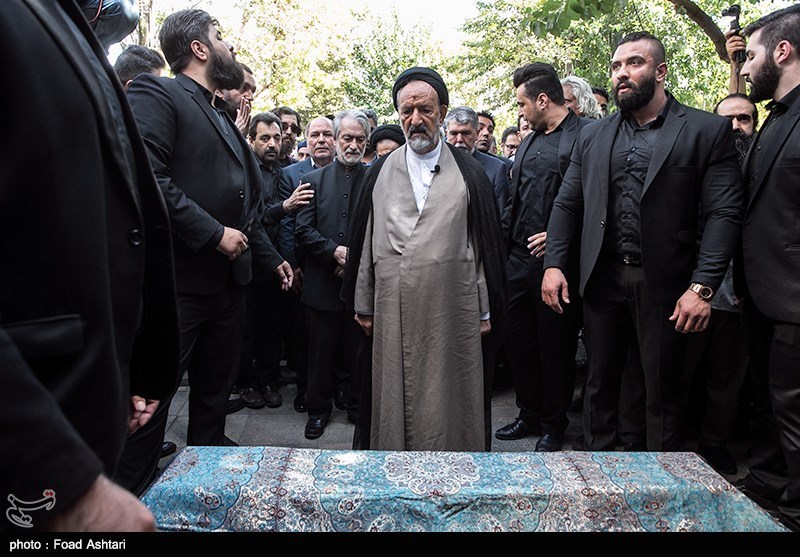 مراسم تشییع پیکر عزت الله انتظامی - تالار وحدت