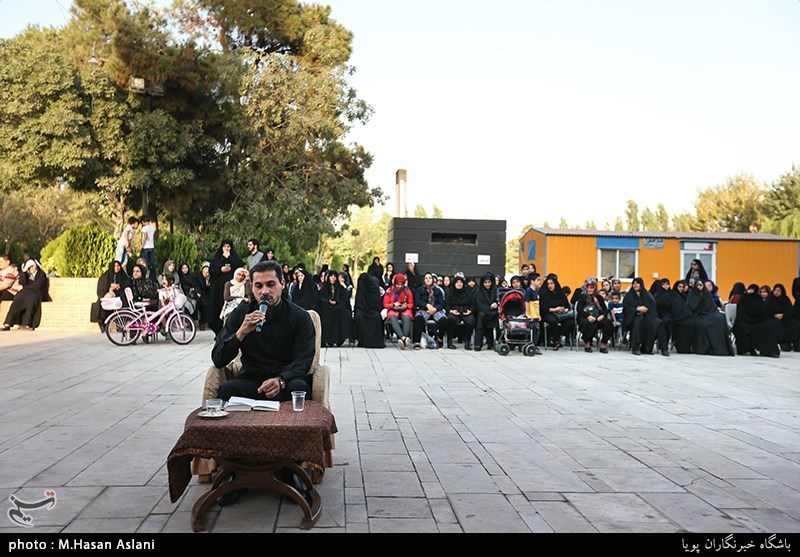 اهتزاز پرچم گنبد امام حسین(ع) بر فراز مراز شهدای گمنام