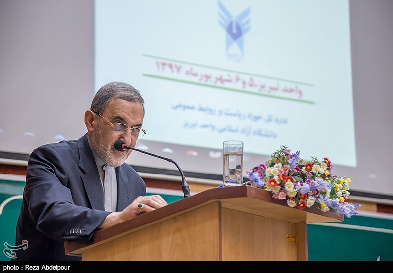 ولایتی: سند تحول آموزش و پرورش در مدارس دانشگاه آزاد پیاده‌سازی می‌شود