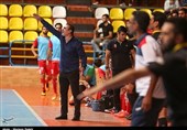 لک: قرار نیست برنده دیدار ما و ستارگان ورامین قهرمان لیگ شود/ نیاز به یک کمیته انضباطی فوتسالی داریم
