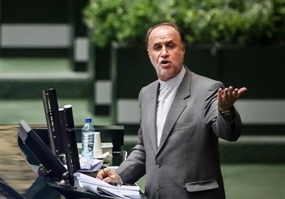 حاجی‌بابایی: درباره تأمین بنزین معلمان روستایی و اقشار مختلف سؤال داریم