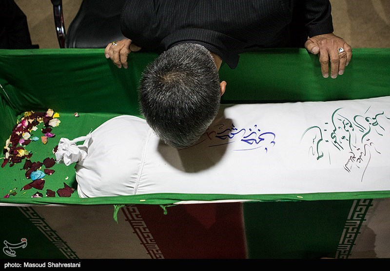 وداع با پیکرمطهر شهید رحیم رجبی