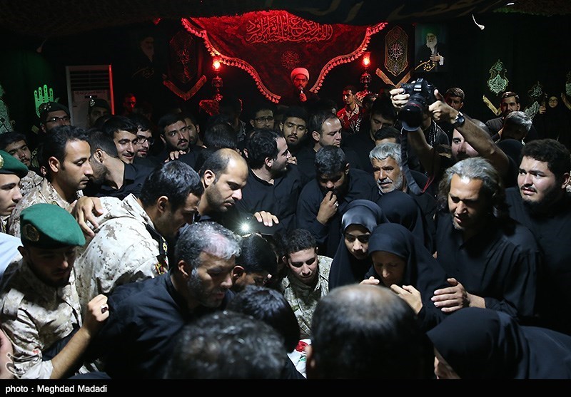 وداع با پیکر شهید مدافع حرم اصغر الیاسی