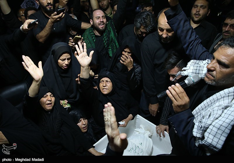 وداع با پیکر شهید مدافع حرم اصغر الیاسی