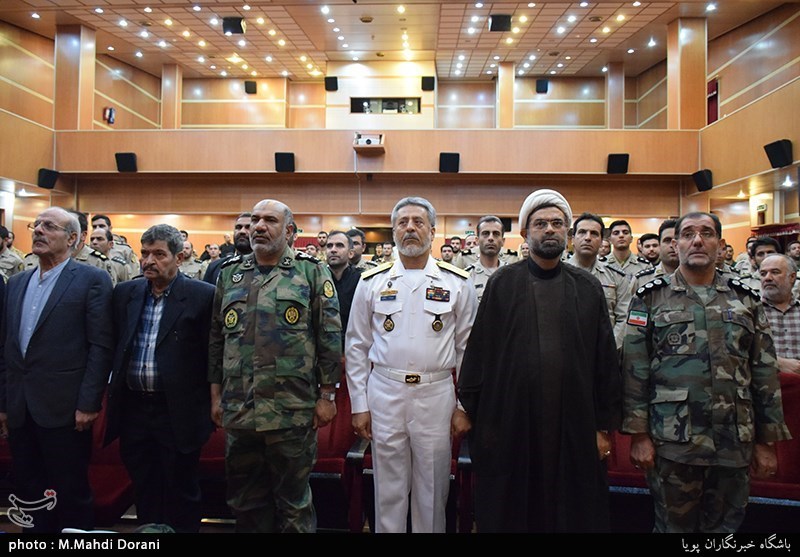 رونمایی از 3 کتاب دفاع مقدس