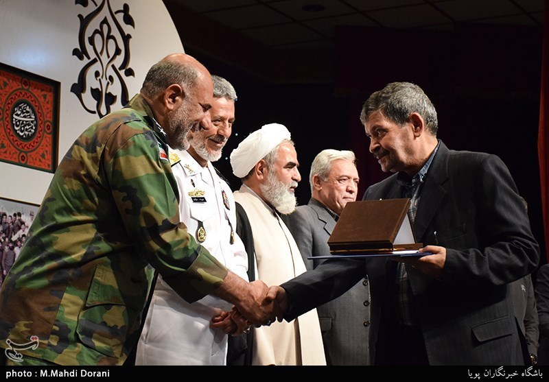 رونمایی از 3 کتاب دفاع مقدس