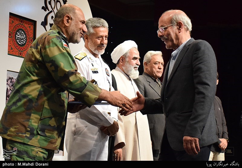 رونمایی از 3 کتاب دفاع مقدس