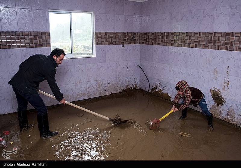 روزگار ناخوش شهرک طلائیه بندرعباس پس از سیلاب اخیر+ فیلم