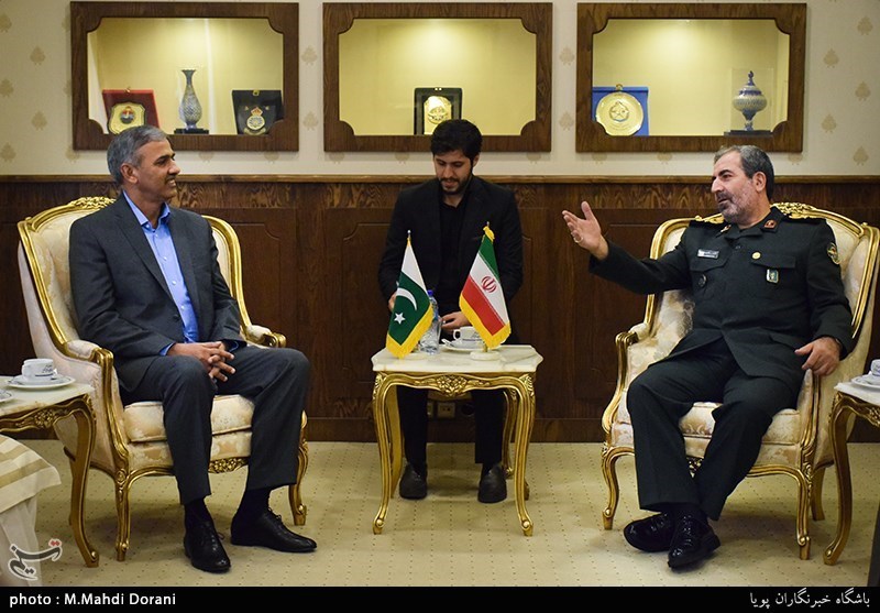 دیدار سپهبد اکرام الحق معاون وزیر دفاع پاکستان با سردار قدیر نظامی معاون بین‌الملل ستاد کل نیروهای مسلح