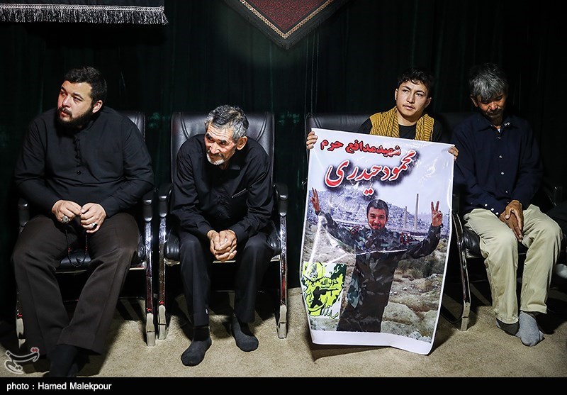 وداع با پیکر شهید مدافع حرم تیپ فاطمیون محمود حیدری