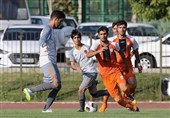 لیگ دسته اول فوتبال| 4 تساوی در 4 بازی همزمان/ انتهای جدول در تسخیر ملوان و خونه‌به‌خونه