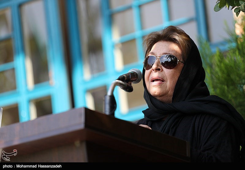 تشییع پیکر رضا امیریار احمدی مجسمه‌ساز پیشکسوت