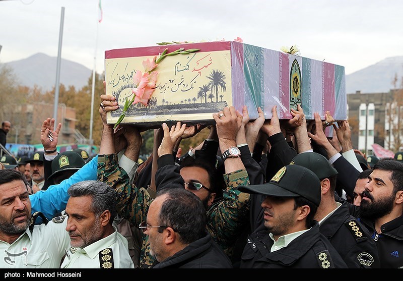 تشییع 3 شهید گمنام در ستاد ناجا