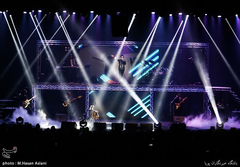 کنسرت موسیقی کاوه آفاق