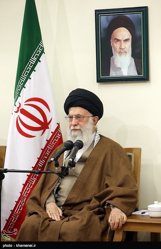 دیدار دست‌اندرکاران کنگره شهدای استان خراسان جنوبی با رهبر معظم انقلاب