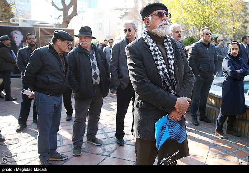 تشییع پیکر مرحوم احمدرضا دالوند