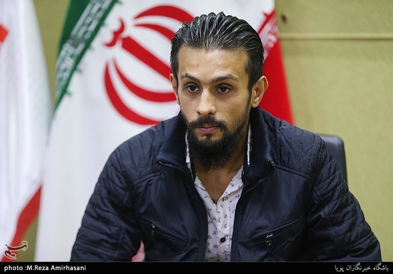 گفت و گو با راشد خانکان