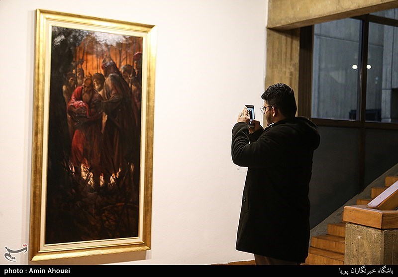 افتتاحیه نمایشگاه «الحق مع علی»