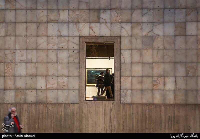 افتتاحیه نمایشگاه «الحق مع علی»
