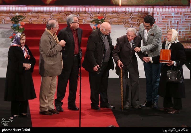 تقدیر از ابراهیم قنبری مهر در پنجمین جشن موسیقی سالانه موسیقی ما