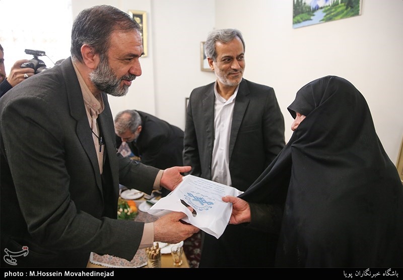 دیدار با خانواده شهید محمدمهدی اشراقی