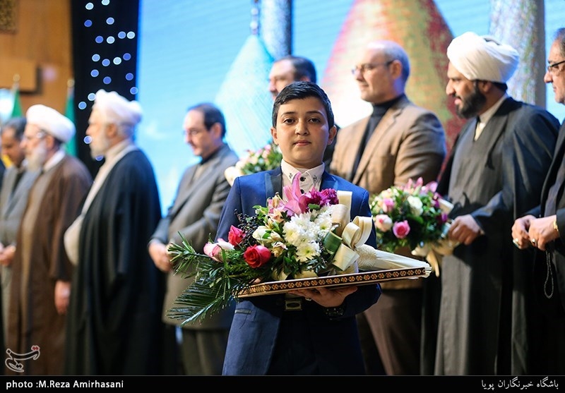 دوازدهمین آئین تجلیل از 20حافظ کل قرآن کریم