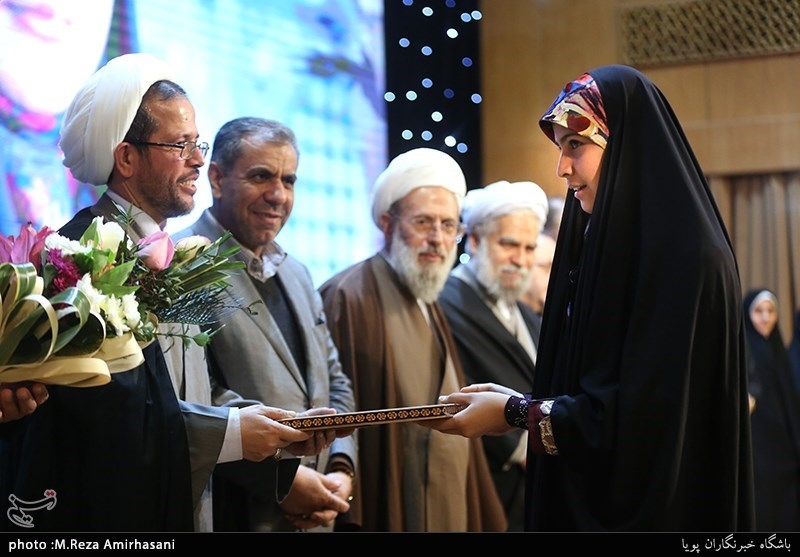 دوازدهمین آئین تجلیل از 20حافظ کل قرآن کریم