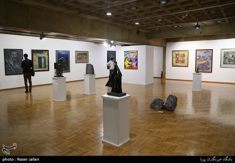 نمایشگاه «پلاک 40» یازدهمین جشنواره هنرهای تجسمی فجر با هدف مرور دستاوردهای هنر 40 ساله انقلاب اسلامی