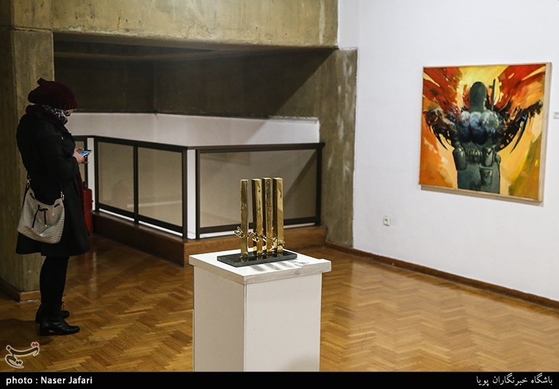 نمایشگاه «پلاک 40» یازدهمین جشنواره هنرهای تجسمی فجر با هدف مرور دستاوردهای هنر 40 ساله انقلاب اسلامی