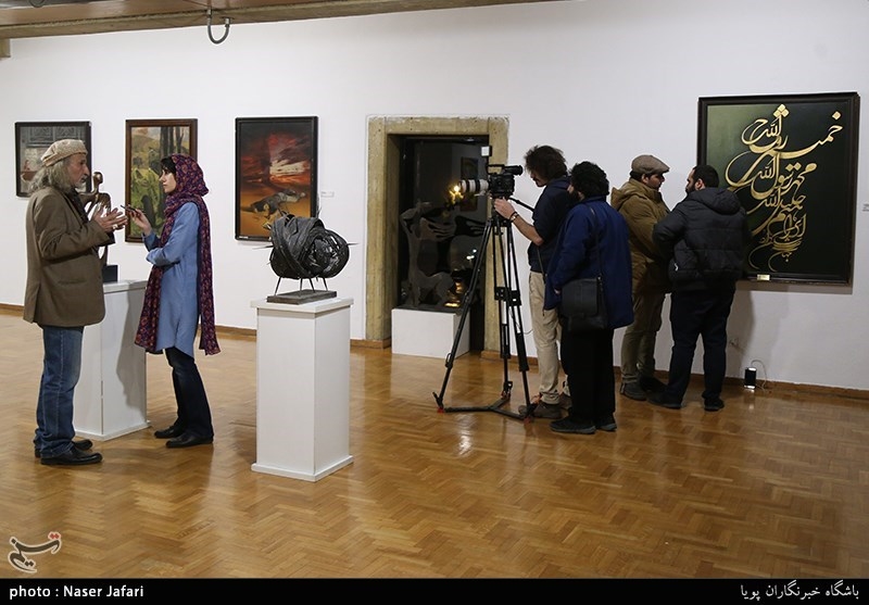 نمایشگاه «پلاک 40» یازدهمین جشنواره هنرهای تجسمی فجر با هدف مرور دستاوردهای هنر 40 ساله انقلاب اسلامی