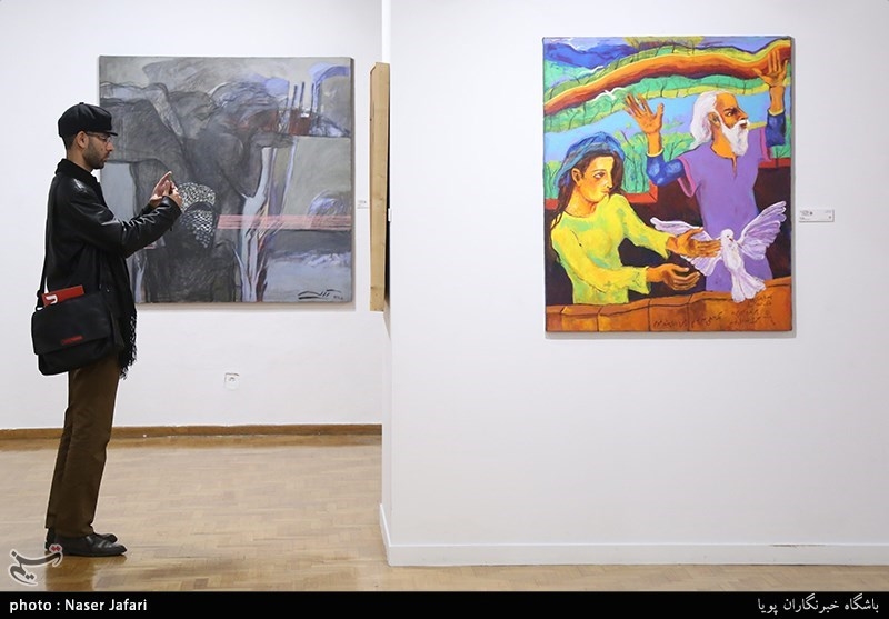 نمایشگاه «پلاک 40» یازدهمین جشنواره هنرهای تجسمی فجر با هدف مرور دستاوردهای هنر 40 ساله انقلاب اسلامی