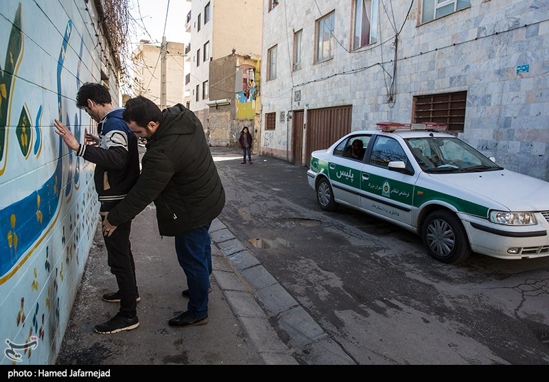دستگیری خرده فروشان مواد مخدر و معتادان محله های شوش،هرندی و مولوی توسط ماموران نیروی انتظامی