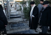 Ayatollah Khamenei Pays Homage to Founder of Islamic Republic