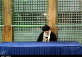 Ayatollah Khamenei Pays Homage to Founder of Islamic Republic