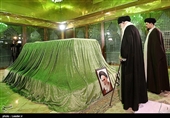Ayatollah Khamenei Pays Homage to Founder of Islamic Republic
