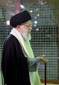 Ayatollah Khamenei Pays Homage to Founder of Islamic Republic
