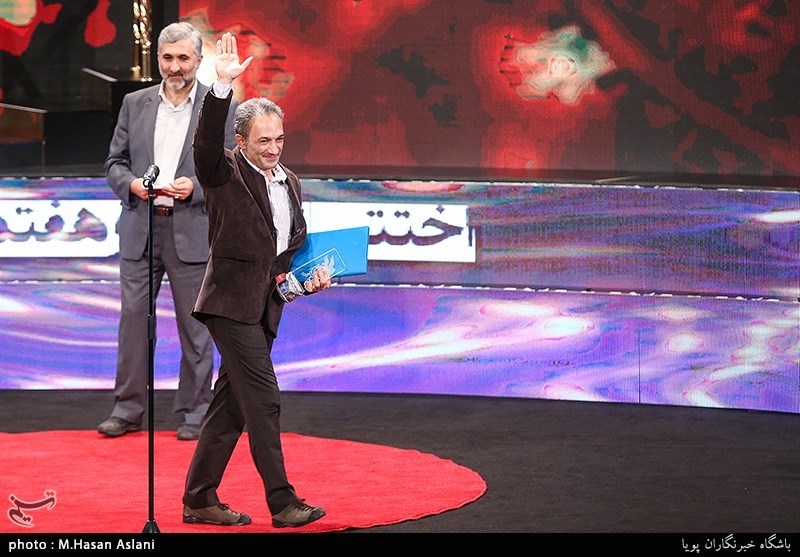 اهداء سیمرغ بلورین بهترین صداگذاری سی‌وهفتمین جشنواره فیلم فجر به مهرشاد ملکوتی برای فیلم «ماجرای نیمروز، رد خون»