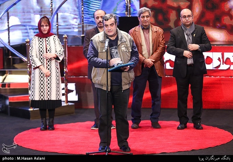 اهداء سیمرغ بلورین بهترین فیلم مستند سی‌وهفتمین جشنواره فیلم فجر به بابک بهداد برای فیلم «بهارستان خانه ملت»