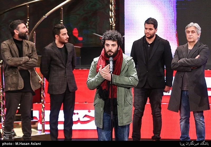 سعید روستایی کارگردان فیلم «متری شش و نیم» در مراسم اختتامیه سی‌وهفتمین جشنواره فیلم فجر