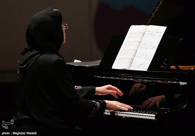 تکنوازی پیانو با نوازندگی آریینه ایسرائیلیان