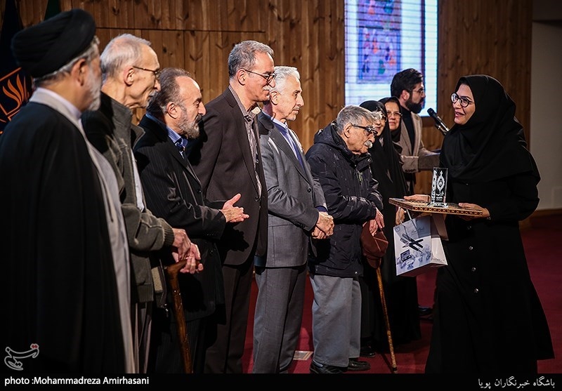 شانزدهمین دوره همایش حامیان نسخ خطی